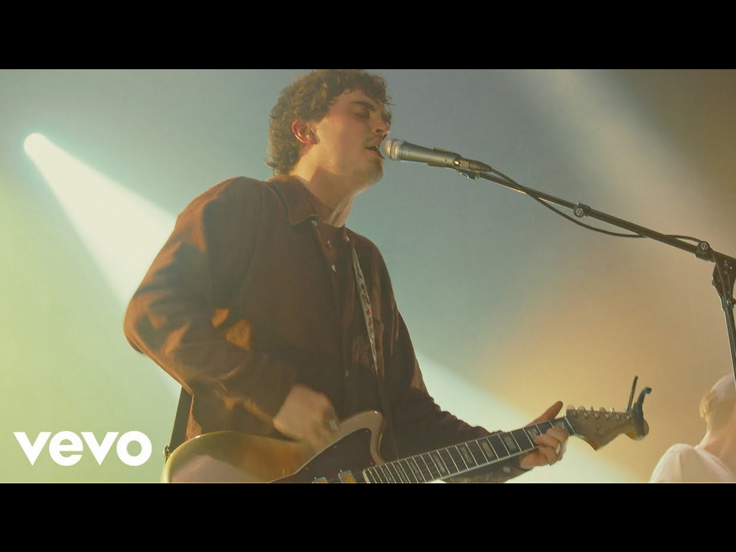 Load video: Get Numb To It! (Live at Thalia Hall)